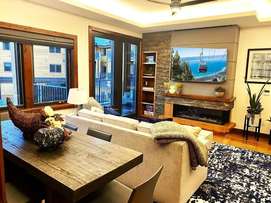 Ski In/Out - Zalanta - Great Location- 2 Hot Tubs - Heated Pool South Lake Tahoe 0*,
