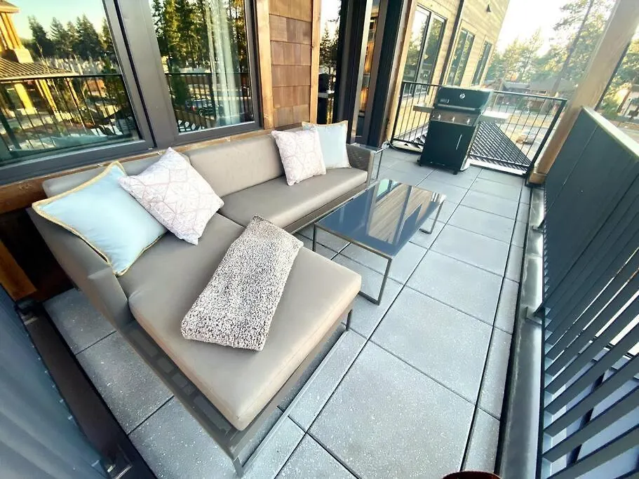 Ski In/Out - Zalanta - Great Location- 2 Hot Tubs - Heated Pool South Lake Tahoe
